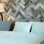 Stylish Studio, Centre - Private Parking - Panoramic Views * Skopje