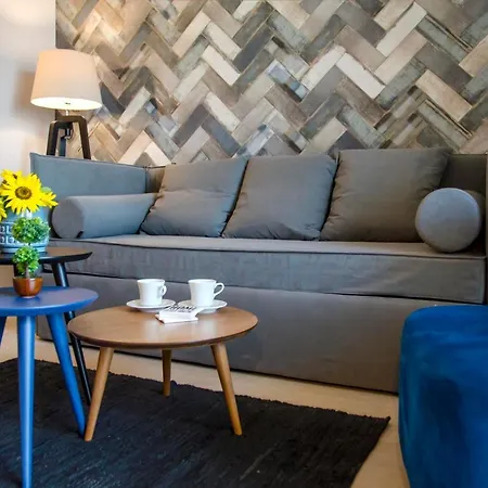 Stylish Studio, Centre - Private Parking - Panoramic Views Apartment *
