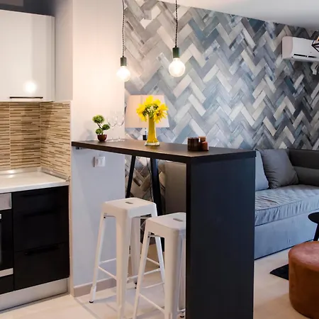 Stylish Studio, Centre - Private Parking - Panoramic Views Apartament