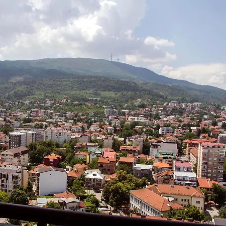 Stylish Studio, Centre - Private Parking - Panoramic Views