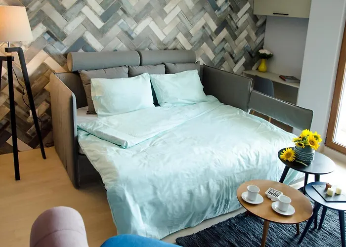 Stylish Studio, Centre - Private Parking - Panoramic Views Skopie