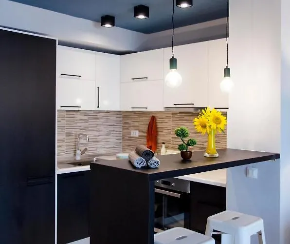 Stylish Studio, Centre - Private Parking - Panoramic Views Skopje