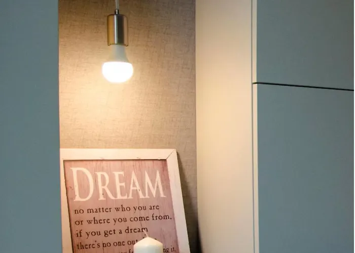 Stylish Studio, Centre - Private Parking - Panoramic Views *